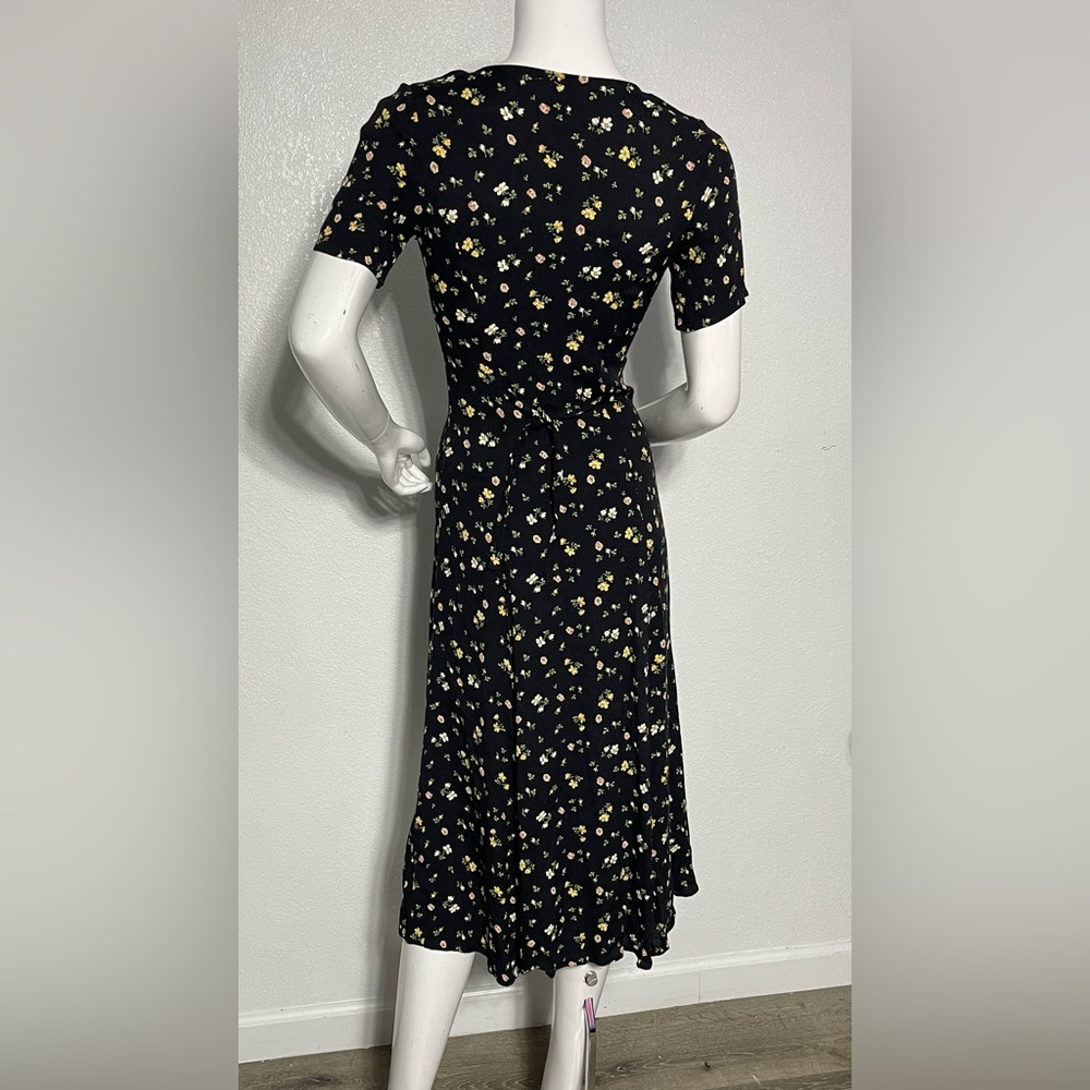 Reformation Black and White Puff Sleeve Midi Sundress - Picture 4 of 12
